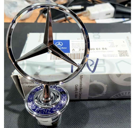 Logo nắp capo Mercedes C, E class